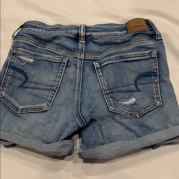 American Eagle Stretch mid-rise shorts - Picture 3 of 3